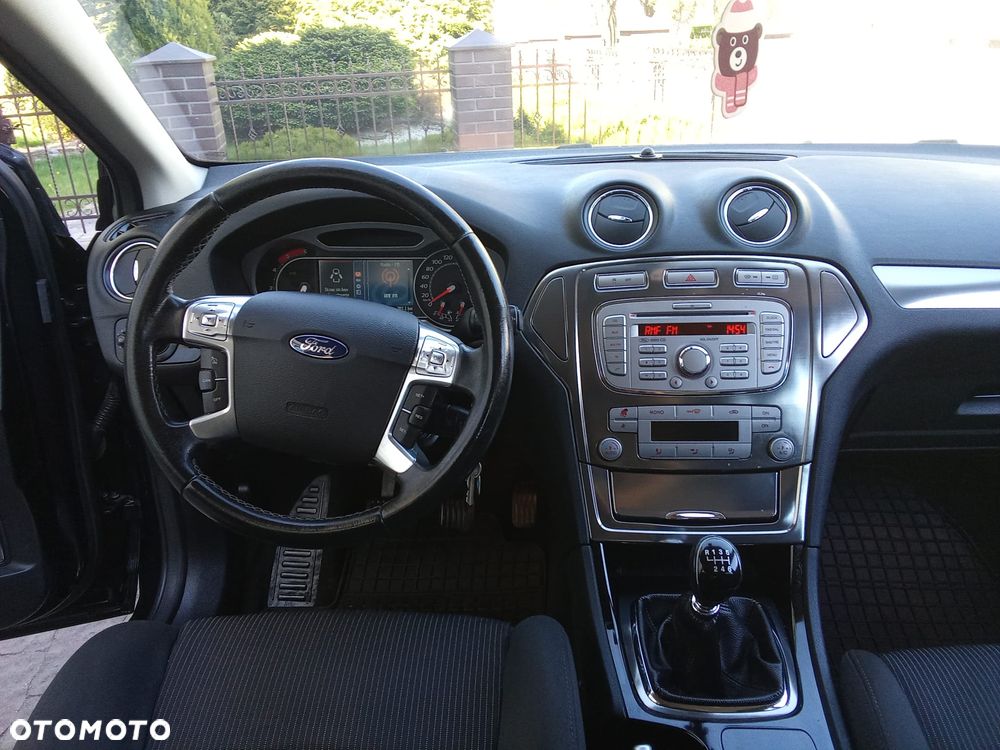 Ford Mondeo 2.0 TDCi Titanium - 12