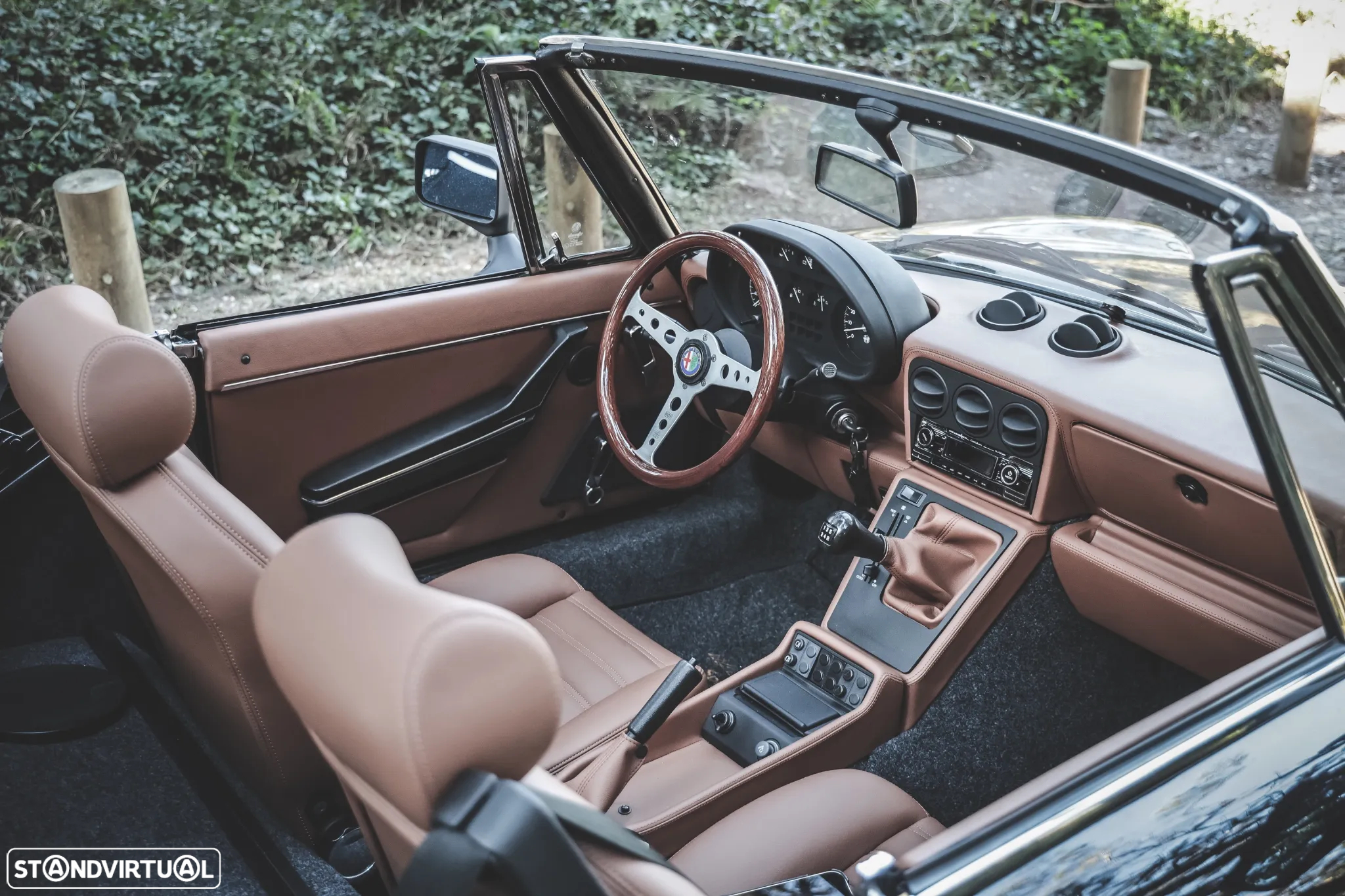 Alfa Romeo Spider 1.6 - 18