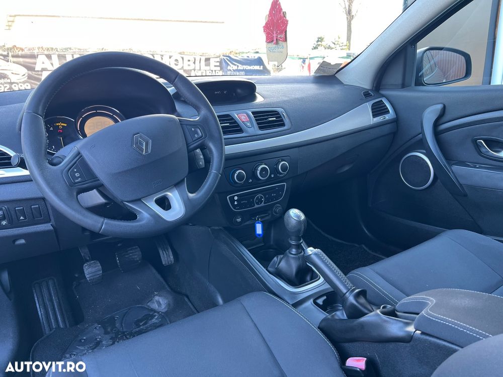 Renault Megane 1.5 dCi Dynamique - 7