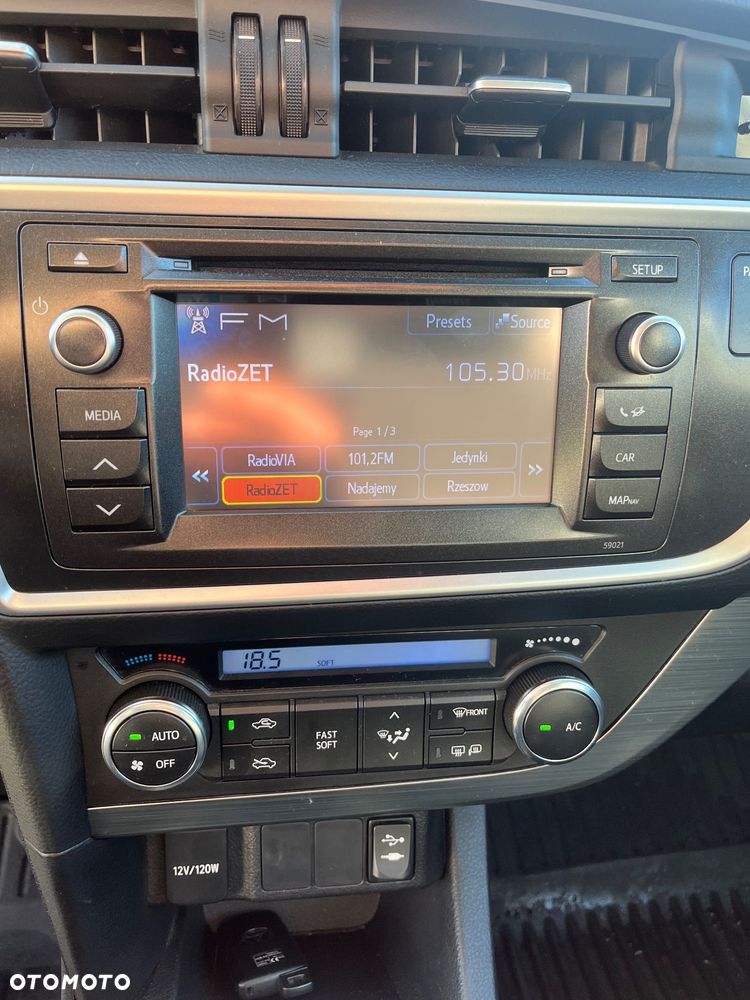 Toyota Auris - 9