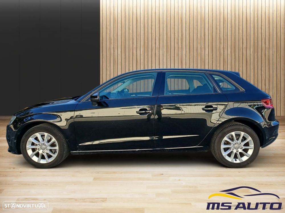 Audi A3 Sportback 1.6 TDI Attraction - 2