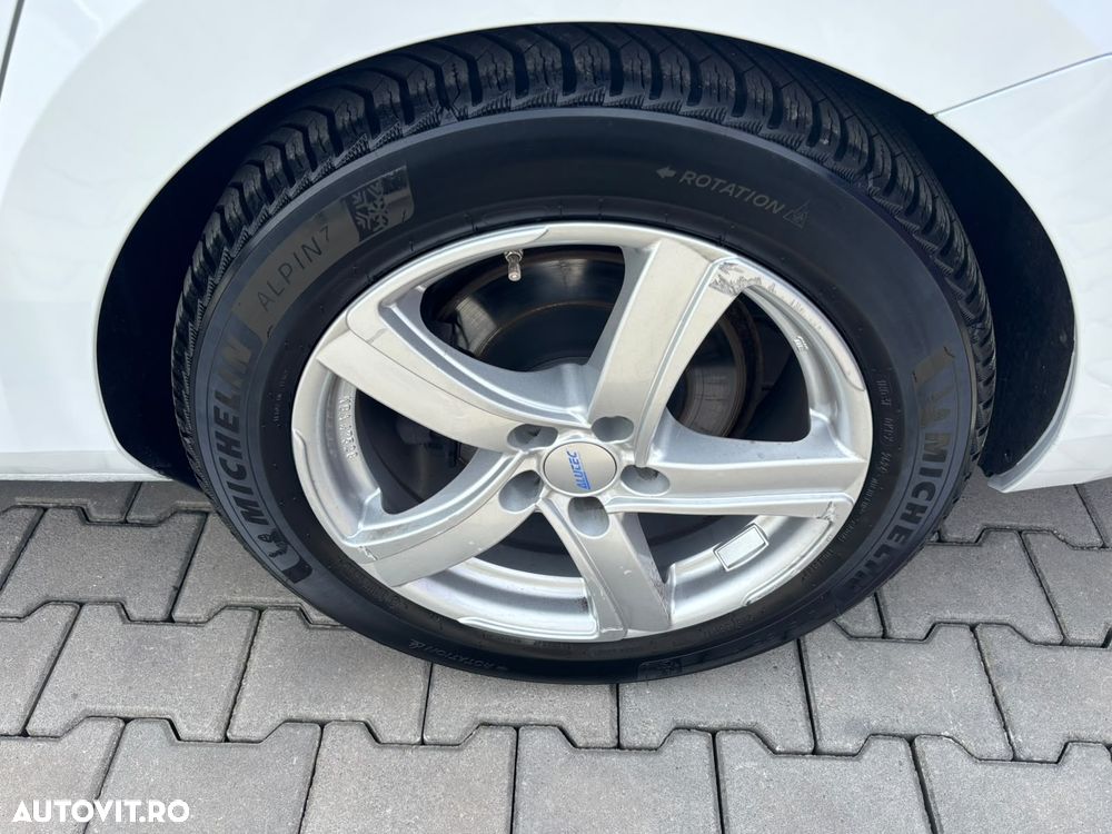 Skoda Superb 2.0 TDI DSG Ambition - 11