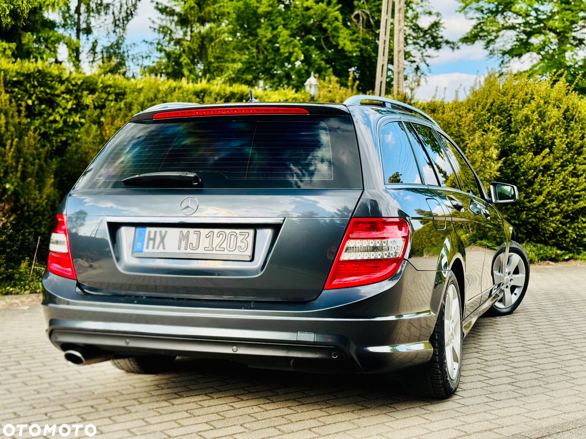 Mercedes-Benz Klasa C 220 (BlueTEC) d T 7G-TRONIC AMG Line - 24
