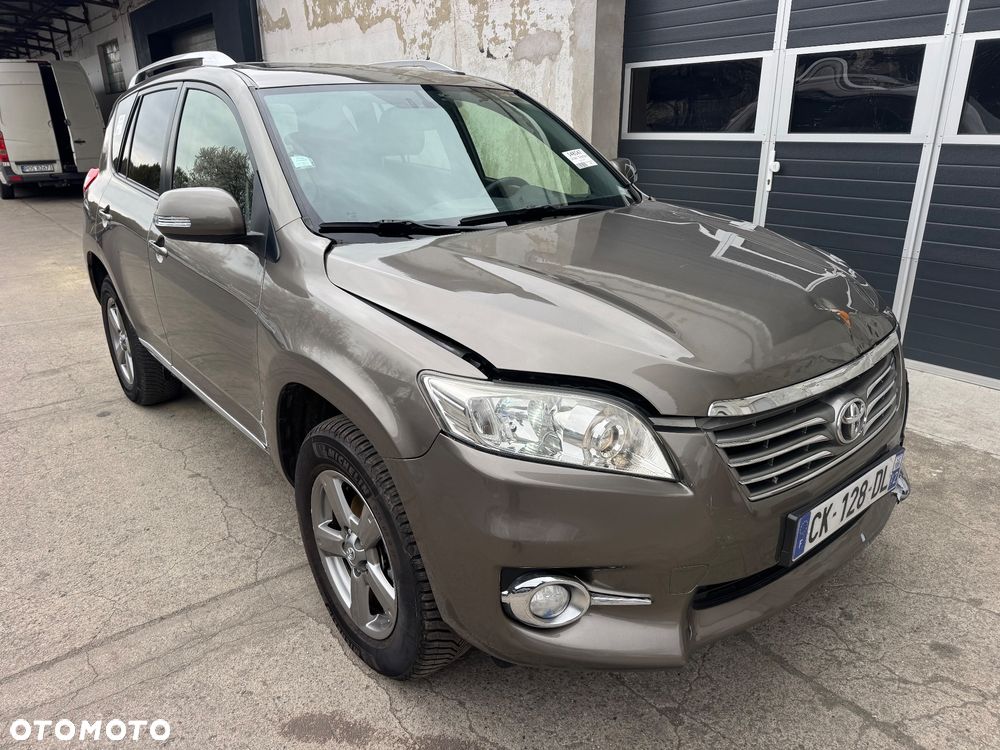 Toyota RAV4 - 26