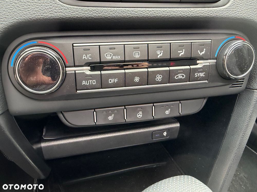 Kia Ceed 1.6 T-GDI DCT7 OPF GT - 33