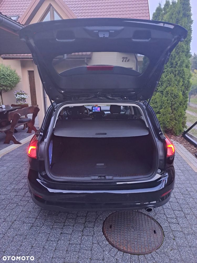 Ford Focus 2.0 EcoBlue Titanium Business - 13