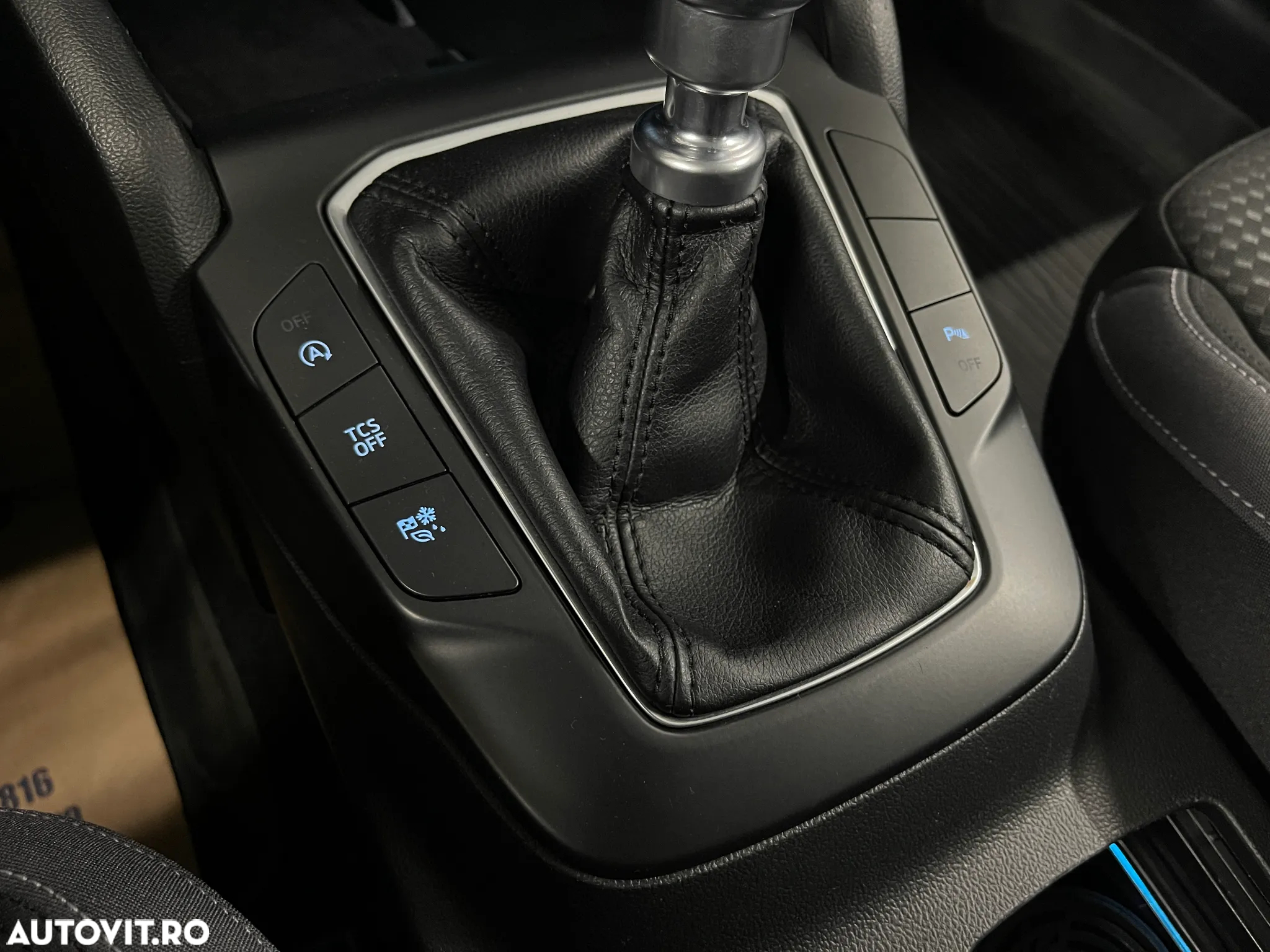 Ford Focus 1.5 EcoBlue Connected - 26