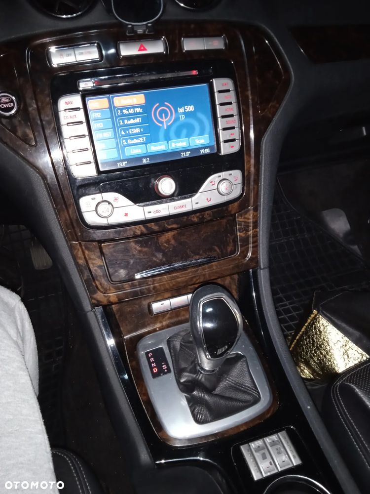Ford Mondeo - 10