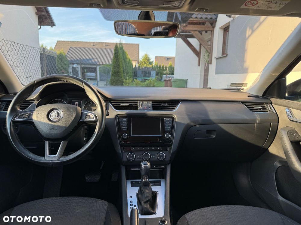Skoda Octavia 1.4 TSI Style DSG - 6