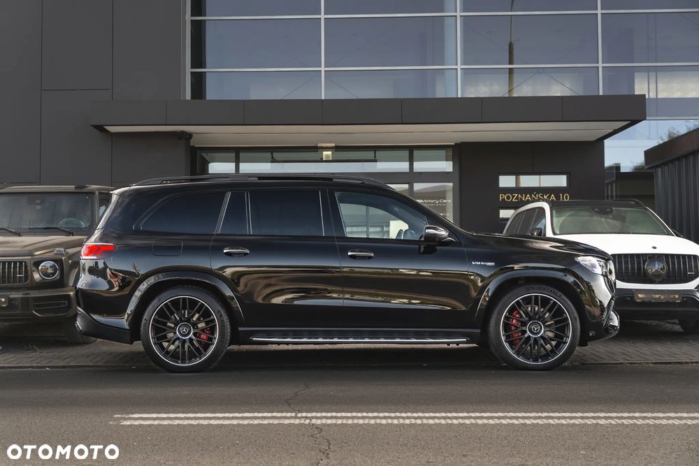 Mercedes-Benz GLS - 12