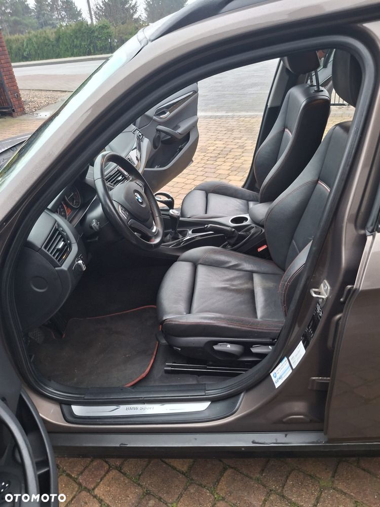 BMW X1 sDrive18d xLine - 10