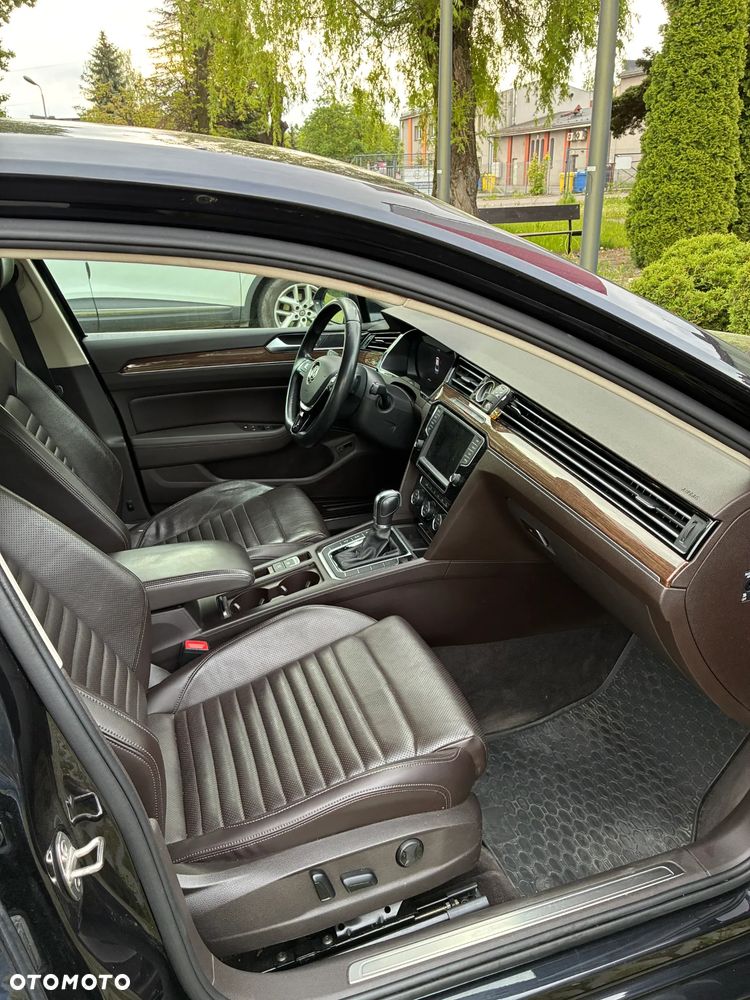 Volkswagen Passat - 6
