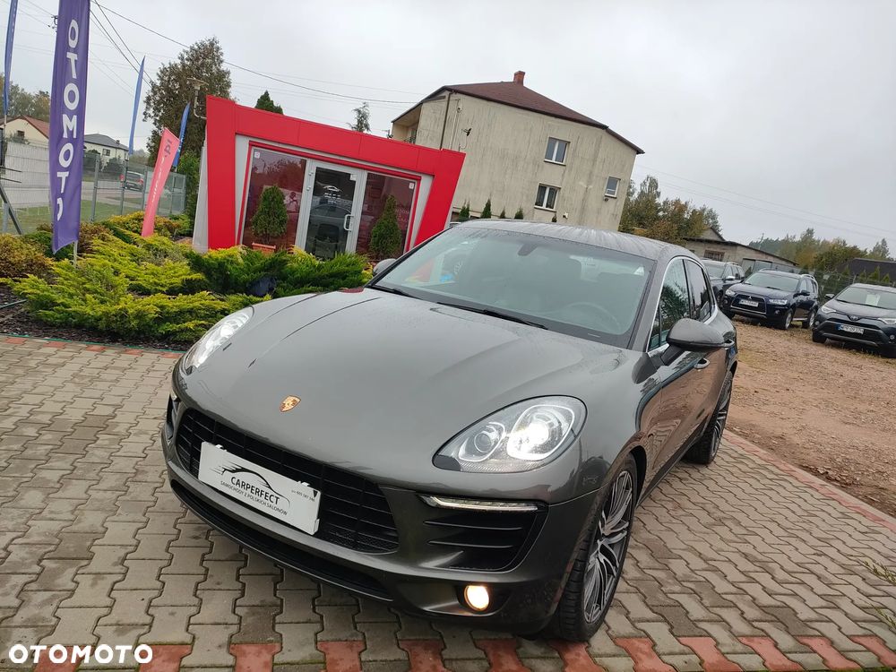 Porsche Macan - 1