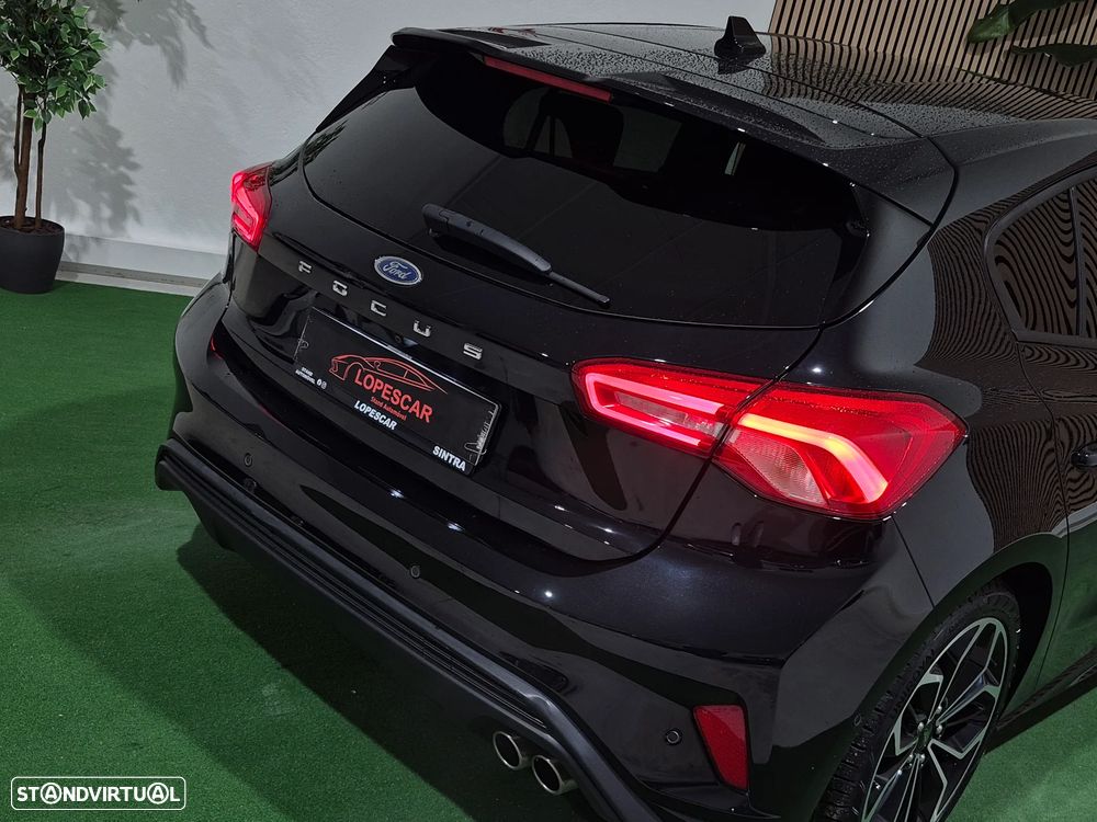 Ford Focus 1.5 TDCi ECOBlue ST-Line - 8