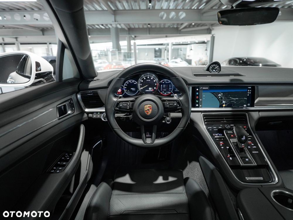 Porsche Panamera 4 E-Hybrid Sport Turismo Platinum Edition - 24