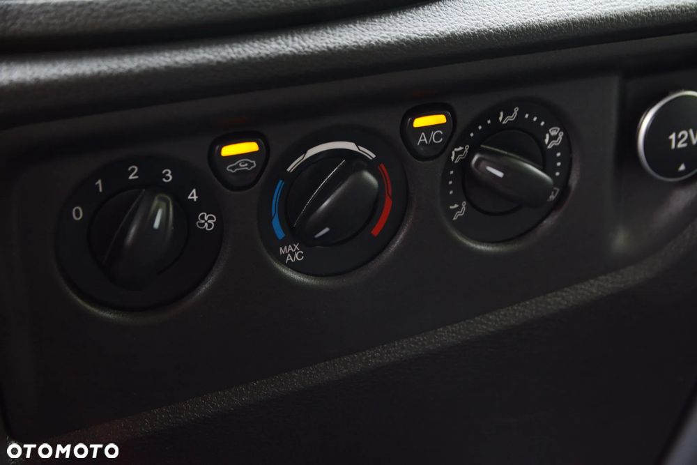 Ford Transit - 14
