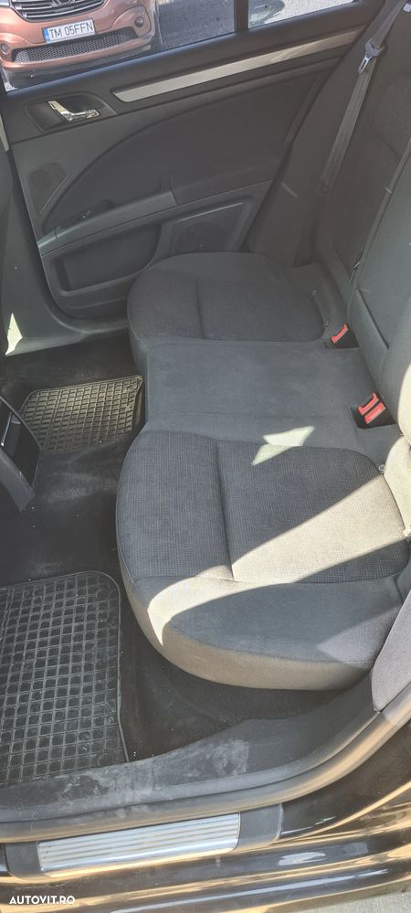 Skoda Superb 2.0 TDI Active - 10