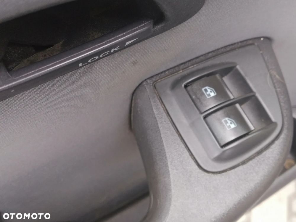 Fiat Doblo 1.9 JTD Family - 18