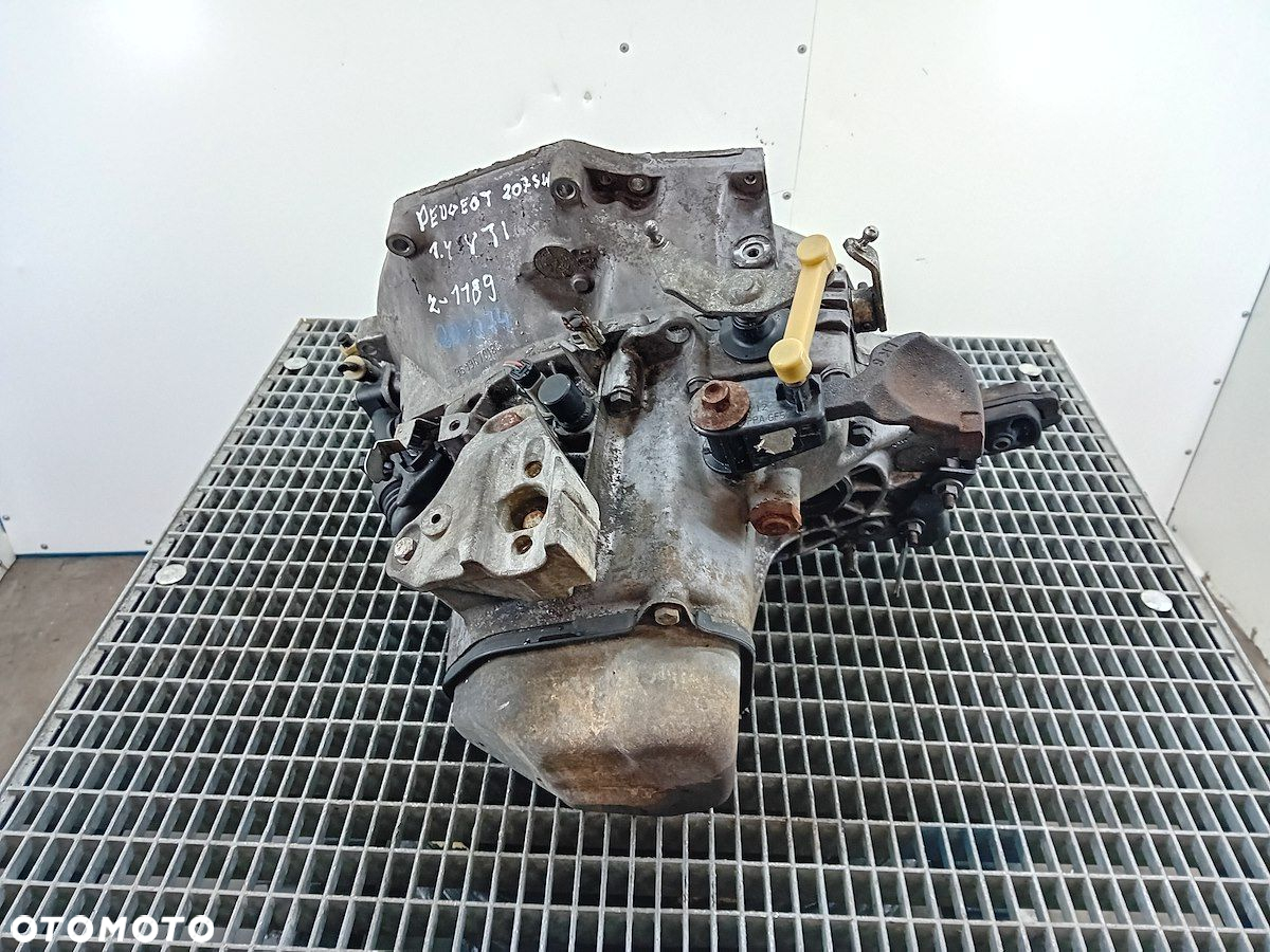 SKRZYNIA BIEGÓW MANUALNA PEUGEOT 207 SW 20CQ74 1.4 VTI - 4