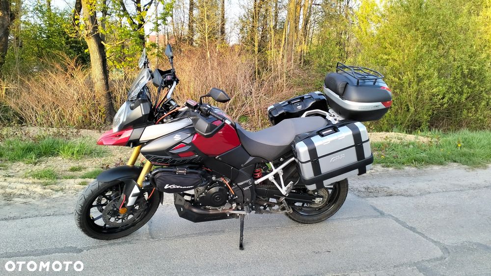 Suzuki V-STROM - 1