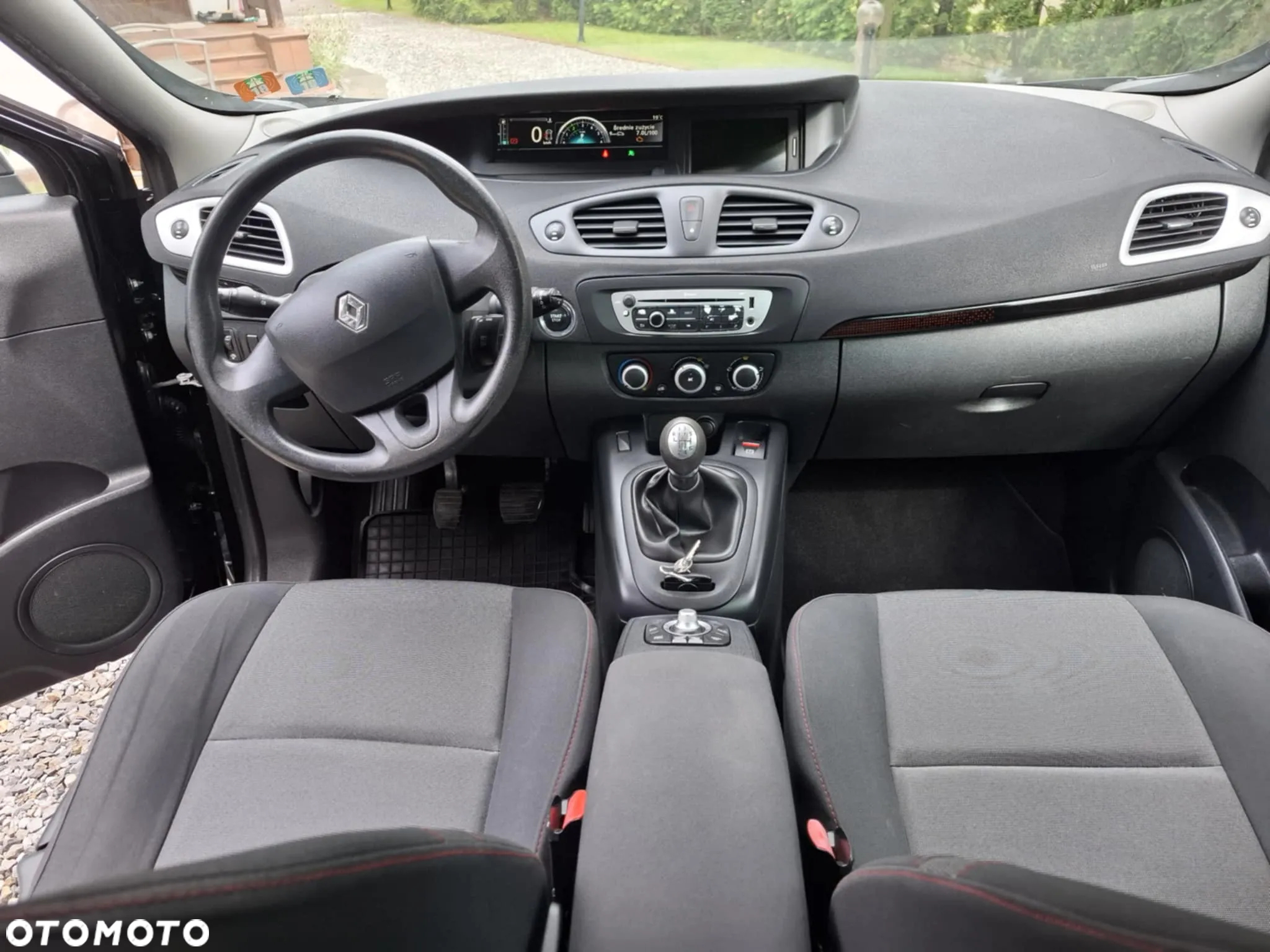 Ford C-MAX 1.6 TDCi Edition - 15