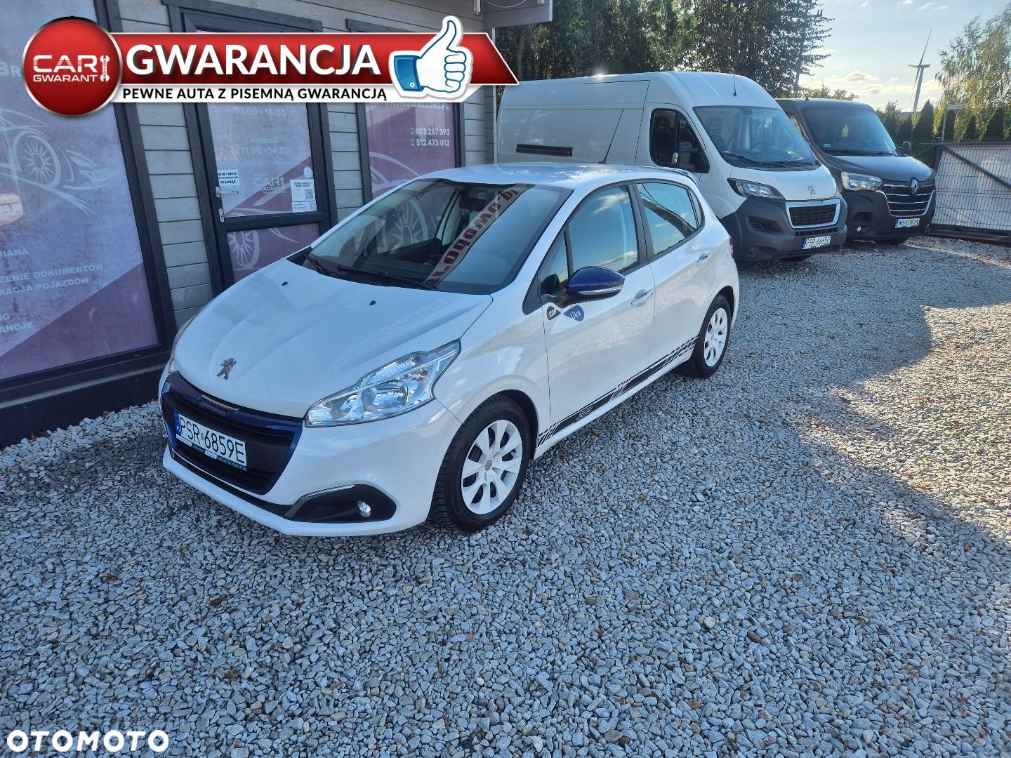 Peugeot 208 - 1