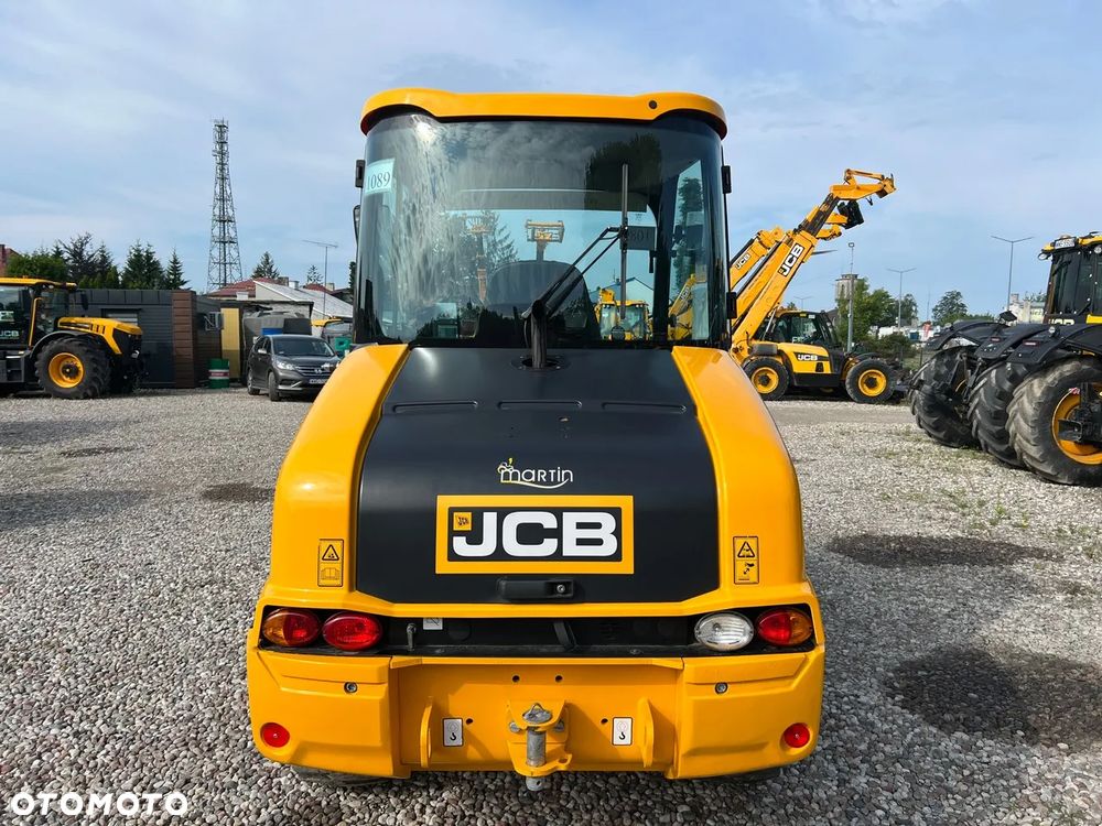 JCB 406 T4 Toolmaster - 4