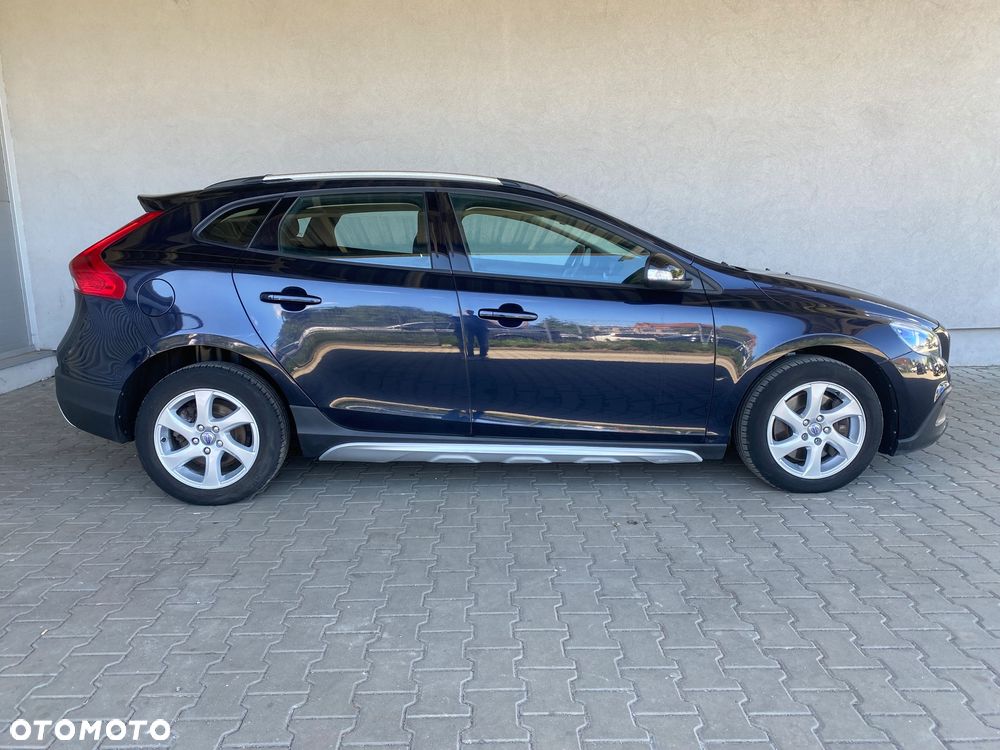 Volvo V40 Cross Country T3 Drive-E Base - 8