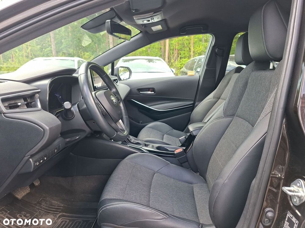 Toyota Corolla 1.8 Hybrid Comfort - 10