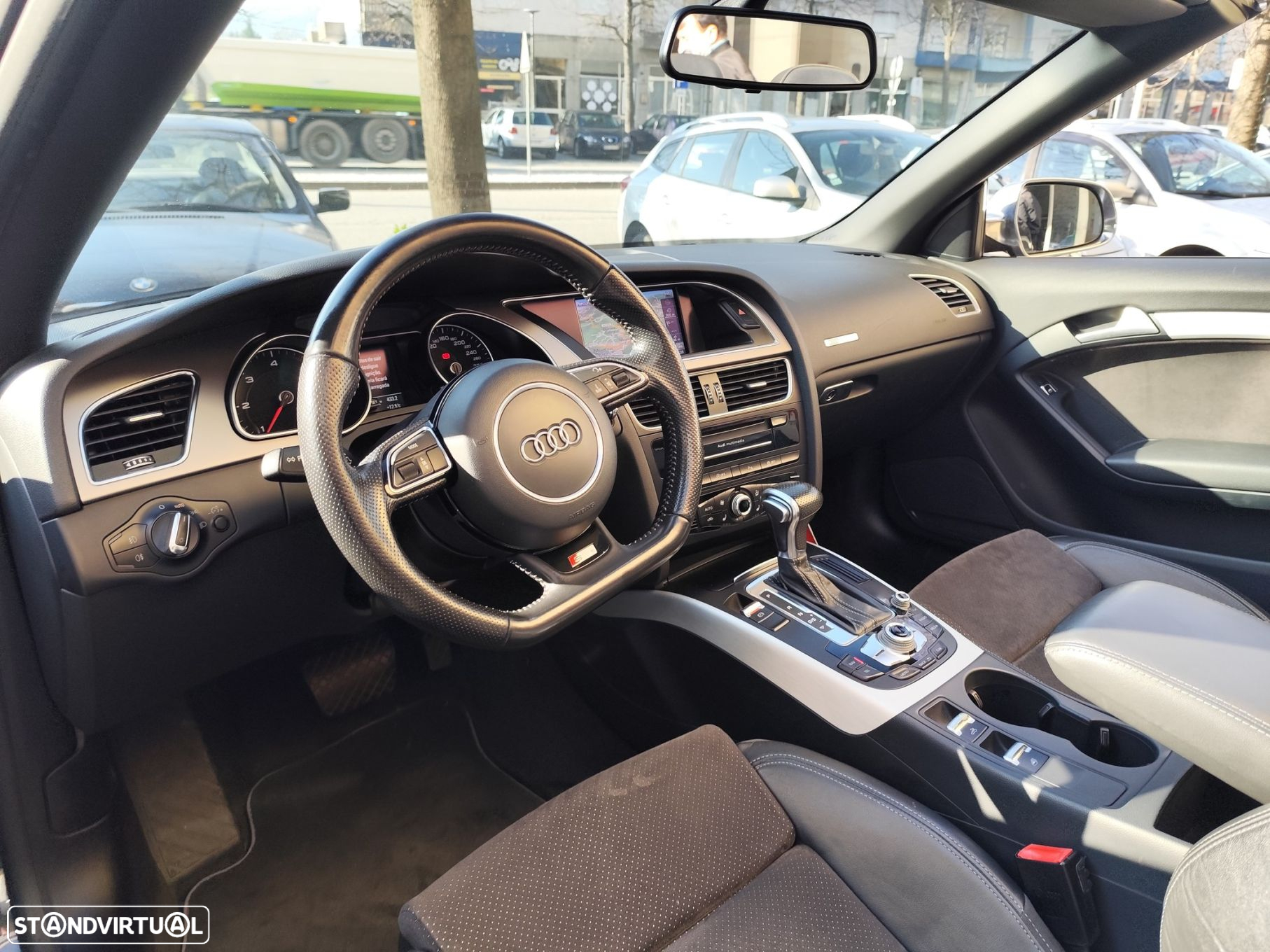 Audi A5 Cabrio 2.0 TDi Multitronic S-line - 23
