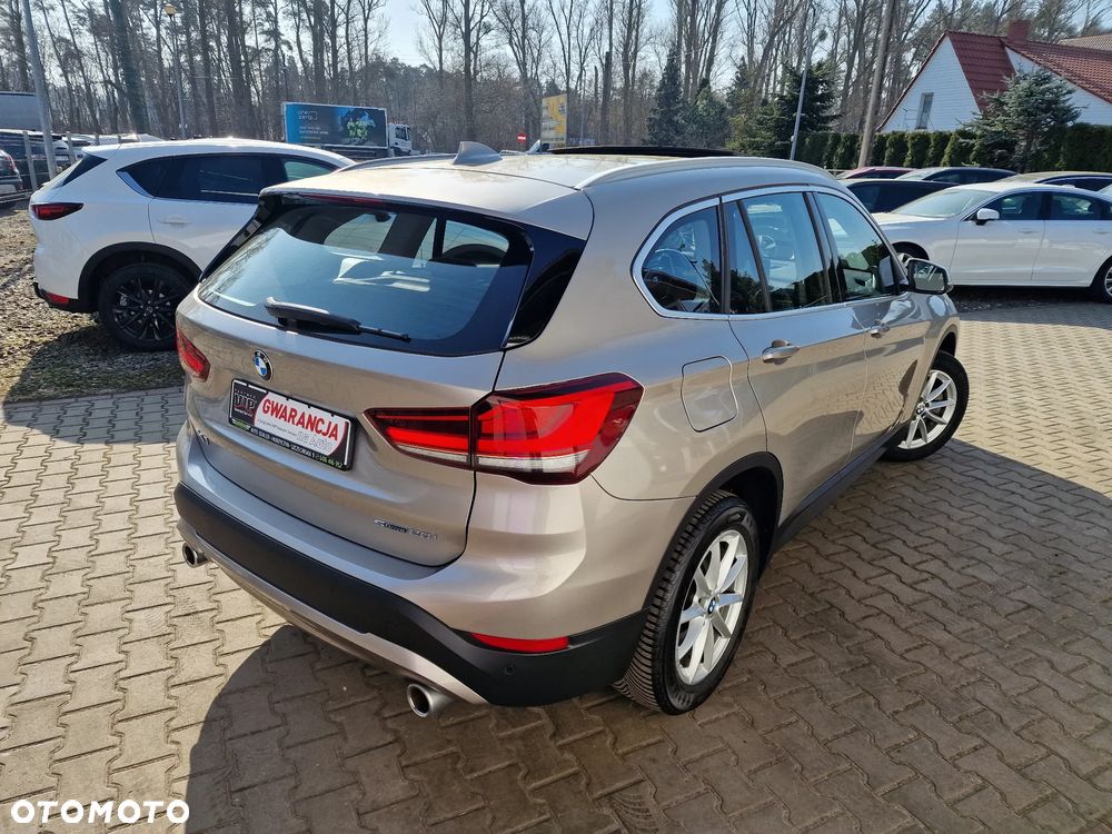 BMW X1 sDrive20i Advantage sport - 4
