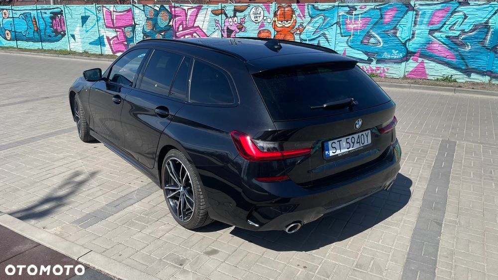 BMW Seria 3 320d Sport Line - 3