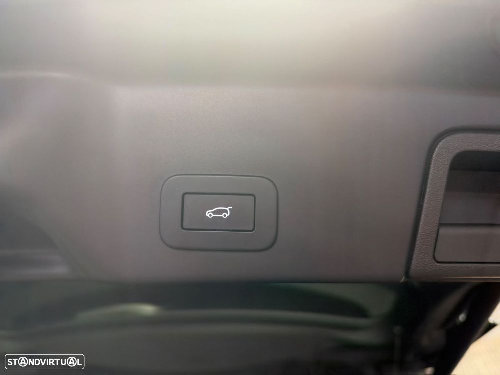 Land Rover Range Rover Evoque - 27