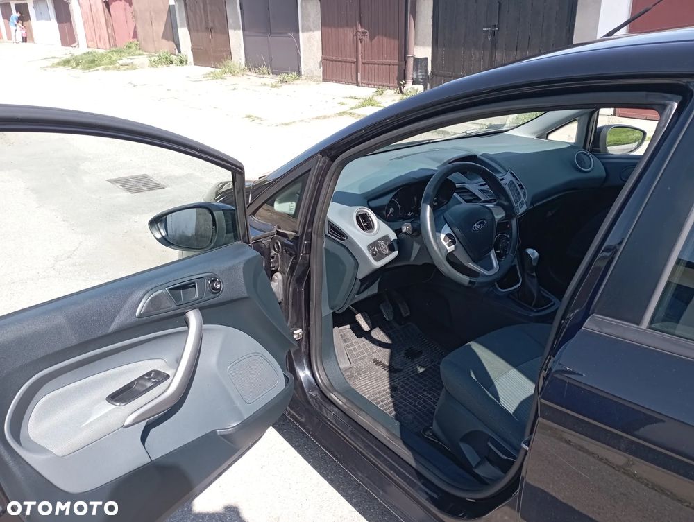 Ford Fiesta 1.25 Ambiente - 4