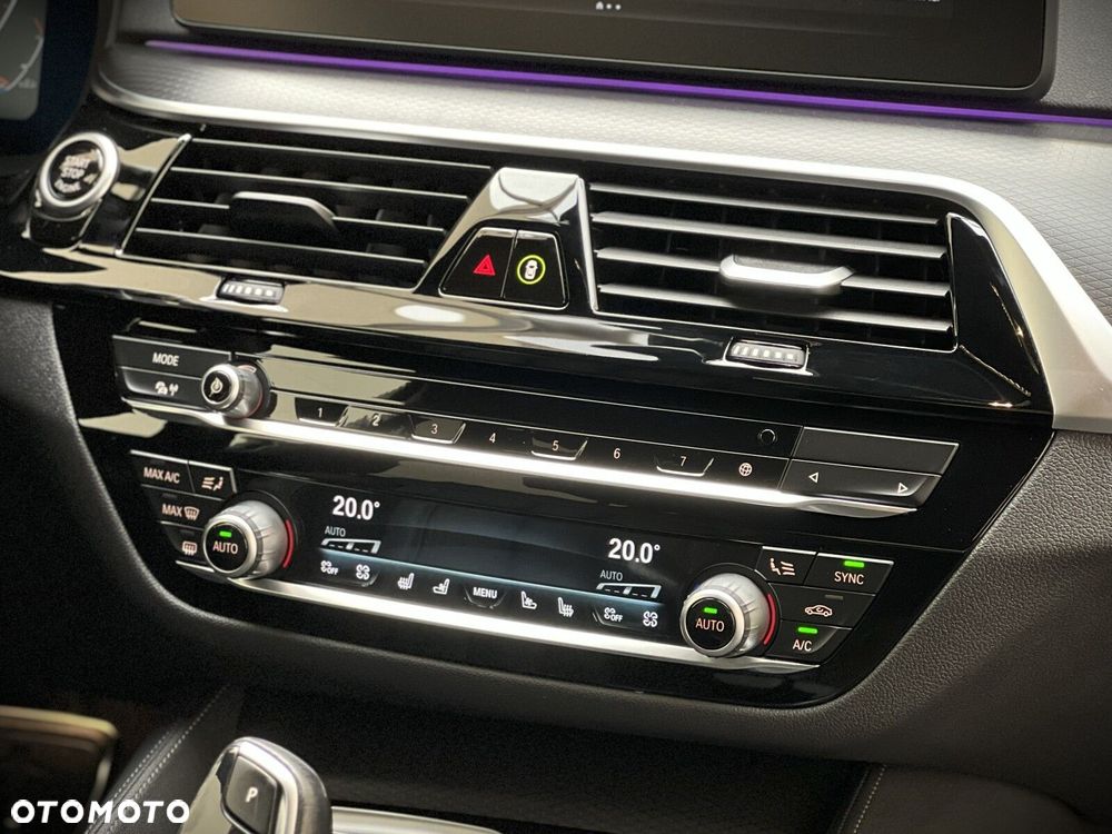 BMW Seria 5 - 26