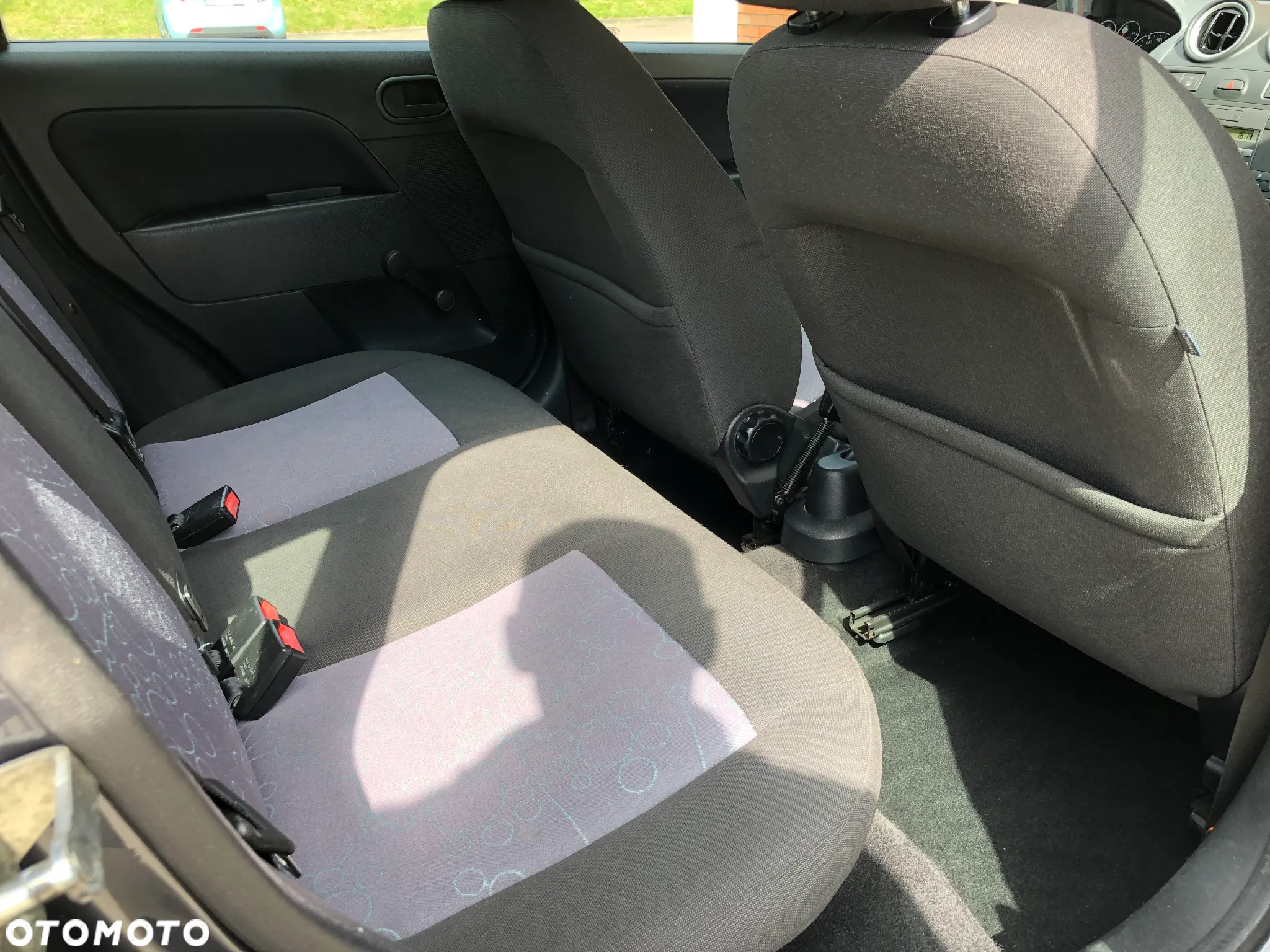 Ford Fiesta - 17