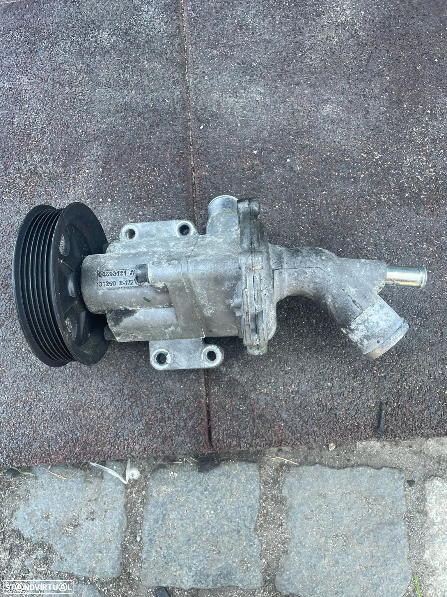 Bomba de água, bomba de direção Chrysler PT Cruiser - 2