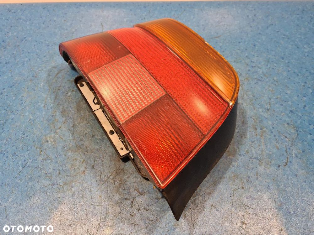 BMW 5 E39 SEDAN LAMPA TYŁ LEWA ZEWNĘTRZNA - 7