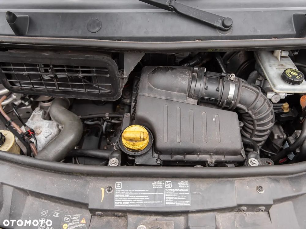 Renault Trafic - 26