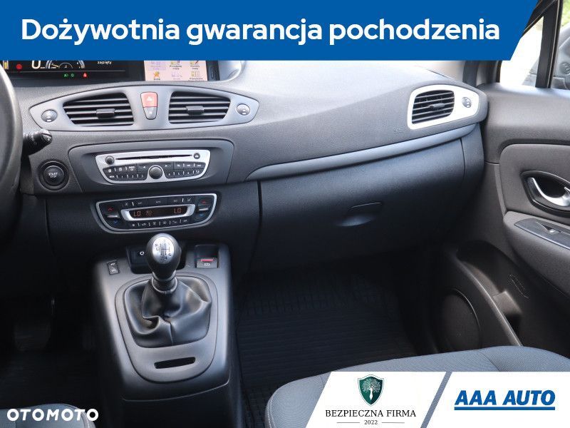Renault Scenic - 10