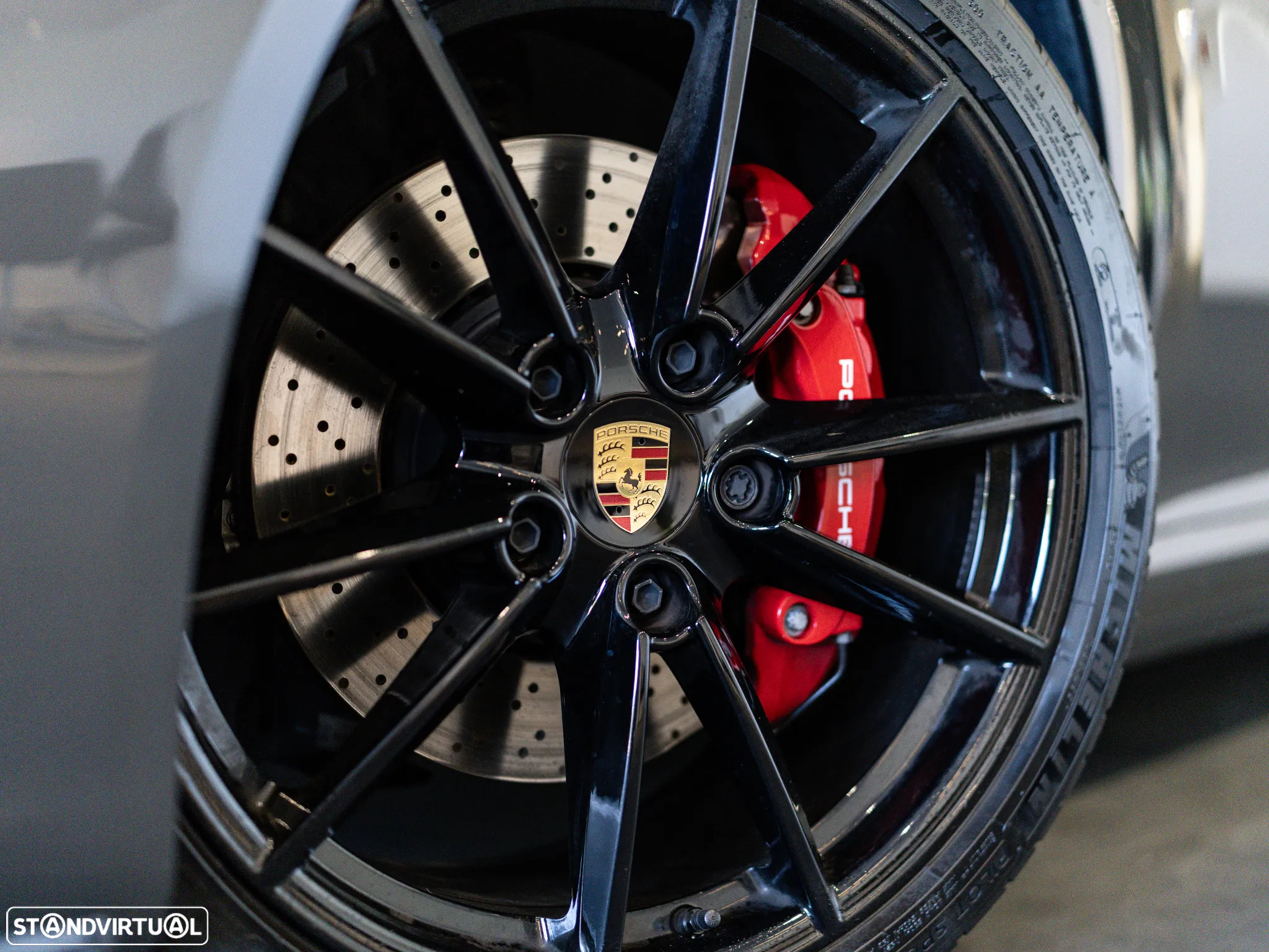 Porsche 911 (992) Carrera 4S PDK - 13