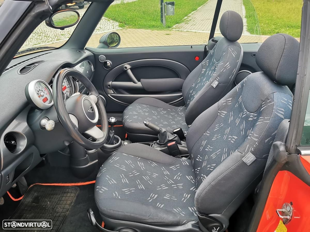 MINI Cabrio One 1.6 - 7
