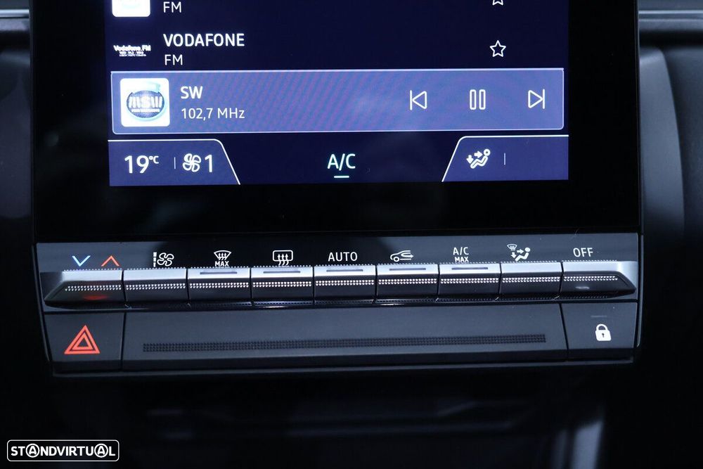 Renault Captur - 25
