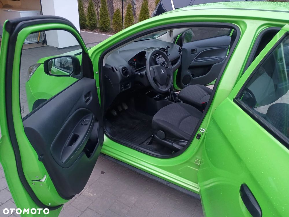 Mitsubishi Space Star - 14