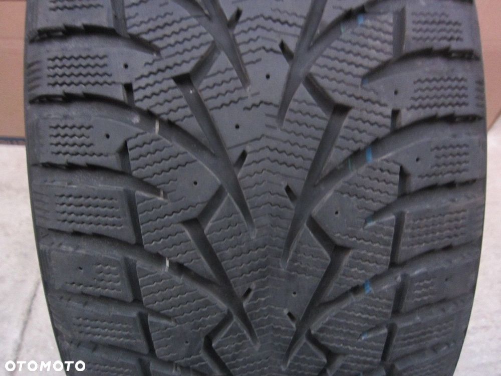 TOYO OPONA TOYO OBSERVE G3-ICE ZIMOWA 245/45 R19 7 MM 1 SZTUKA 2021R - 2