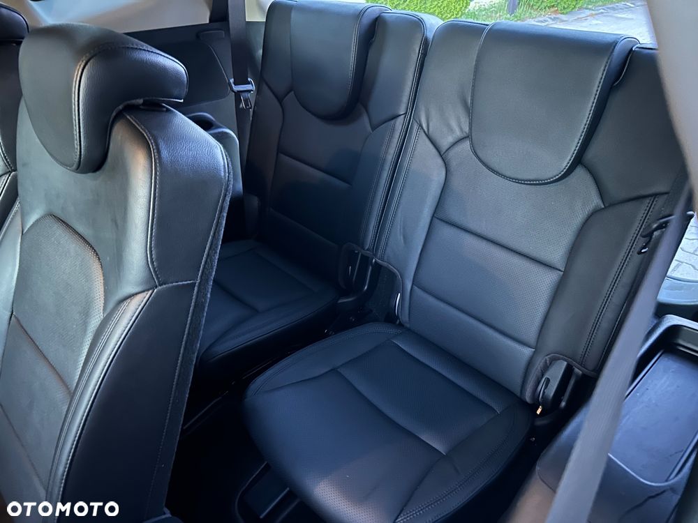 Kia Carens 1.7 CRDi Vision - 10