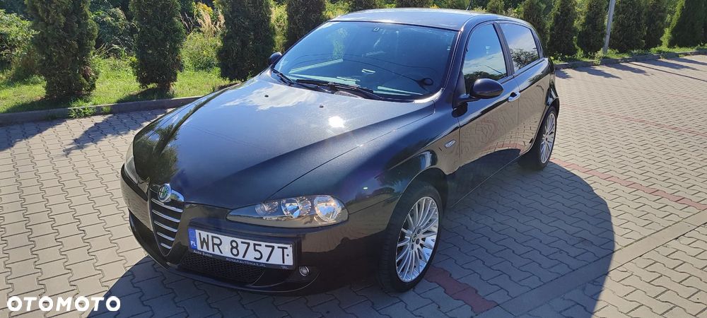 Alfa Romeo 147 1.6 Twin Spark ECO Shape - 2