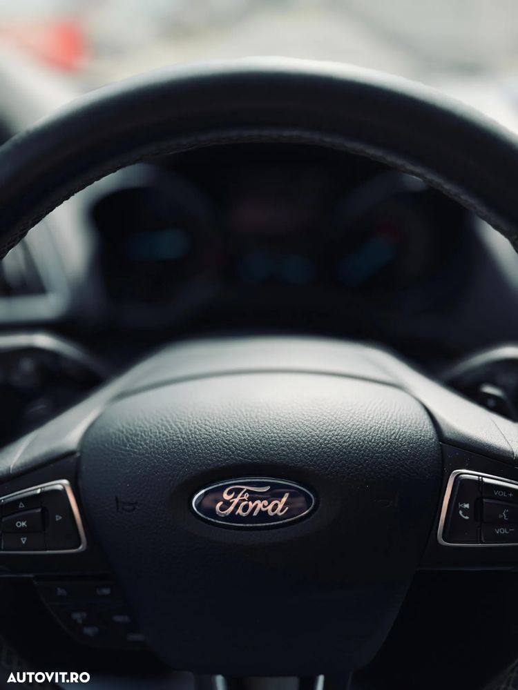 Ford Kuga 2.0 TDCi 4x4 Aut. Vignale - 19