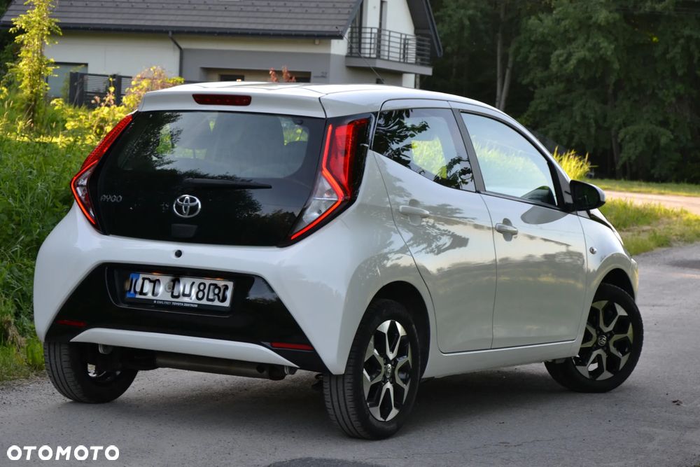 Toyota Aygo x-clusive Style Selection - 19