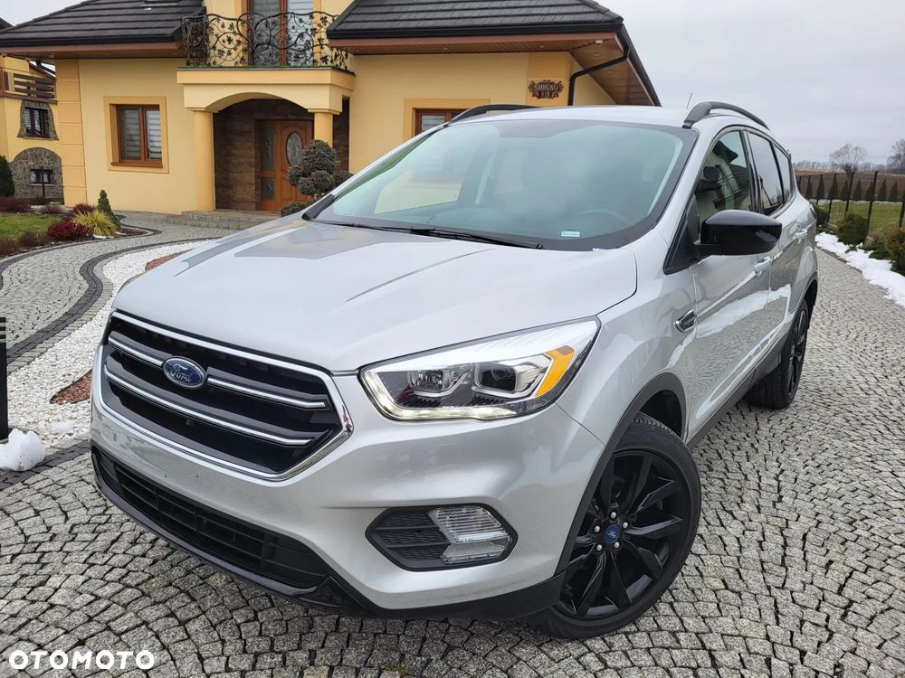 Ford Kuga - 19